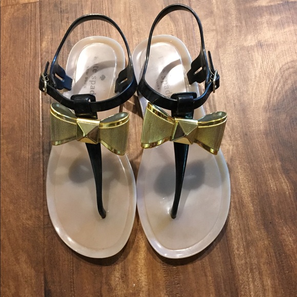 kate spade Shoes - Kate Spade sandals size 6